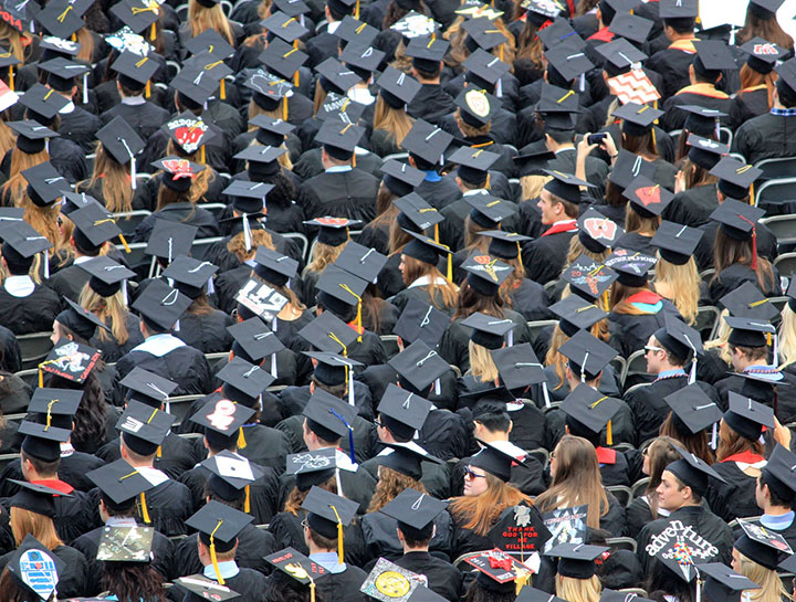 A large clustered group of students on their graduation day.